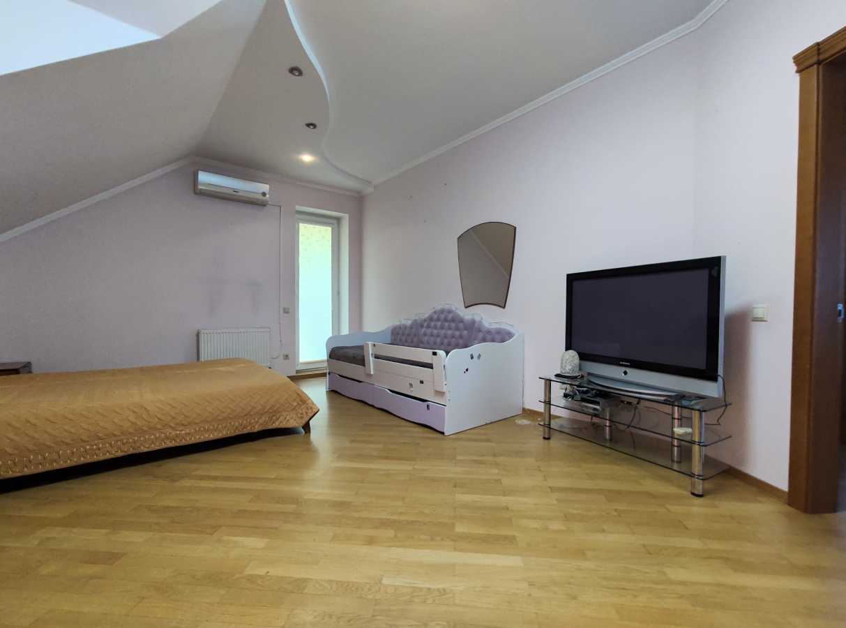 Оренда будинку 170 м², Волошкова вул., 31