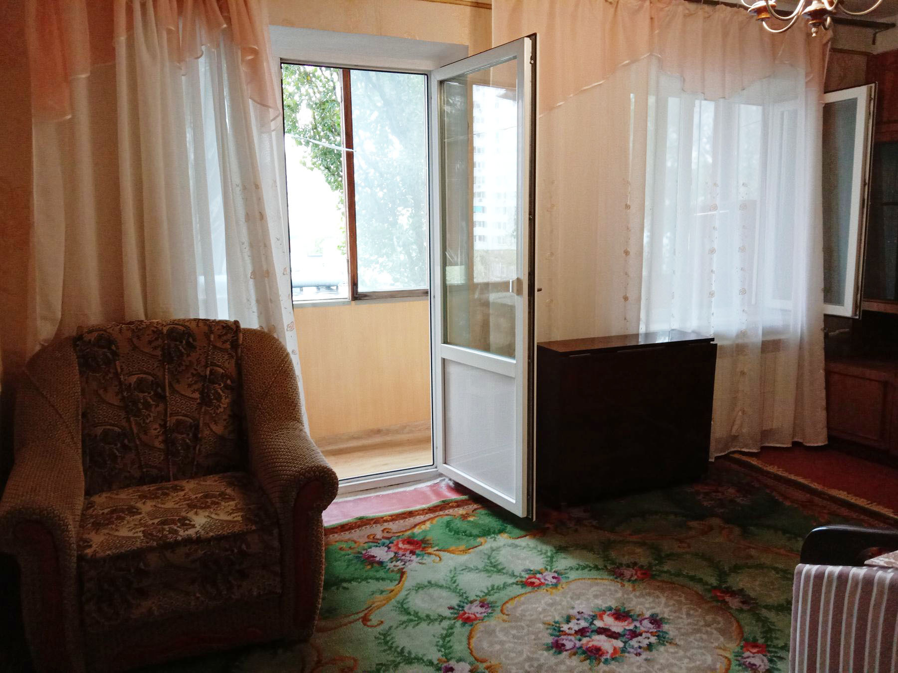 Продаж 2-кімнатної квартири 45 м², Павла Тичини просп., 9