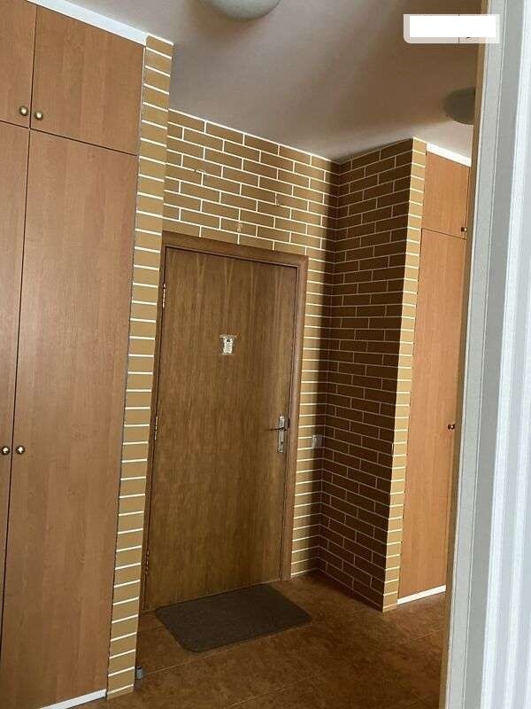 Оренда 2-кімнатної квартири 60 м², Дніпровська наб., 1