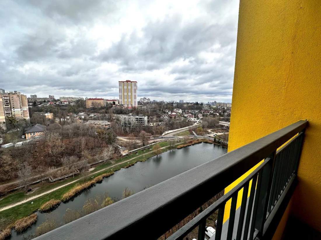 Продажа 3-комнатной квартиры 80.08 м², Кадетский Гай ул., 10