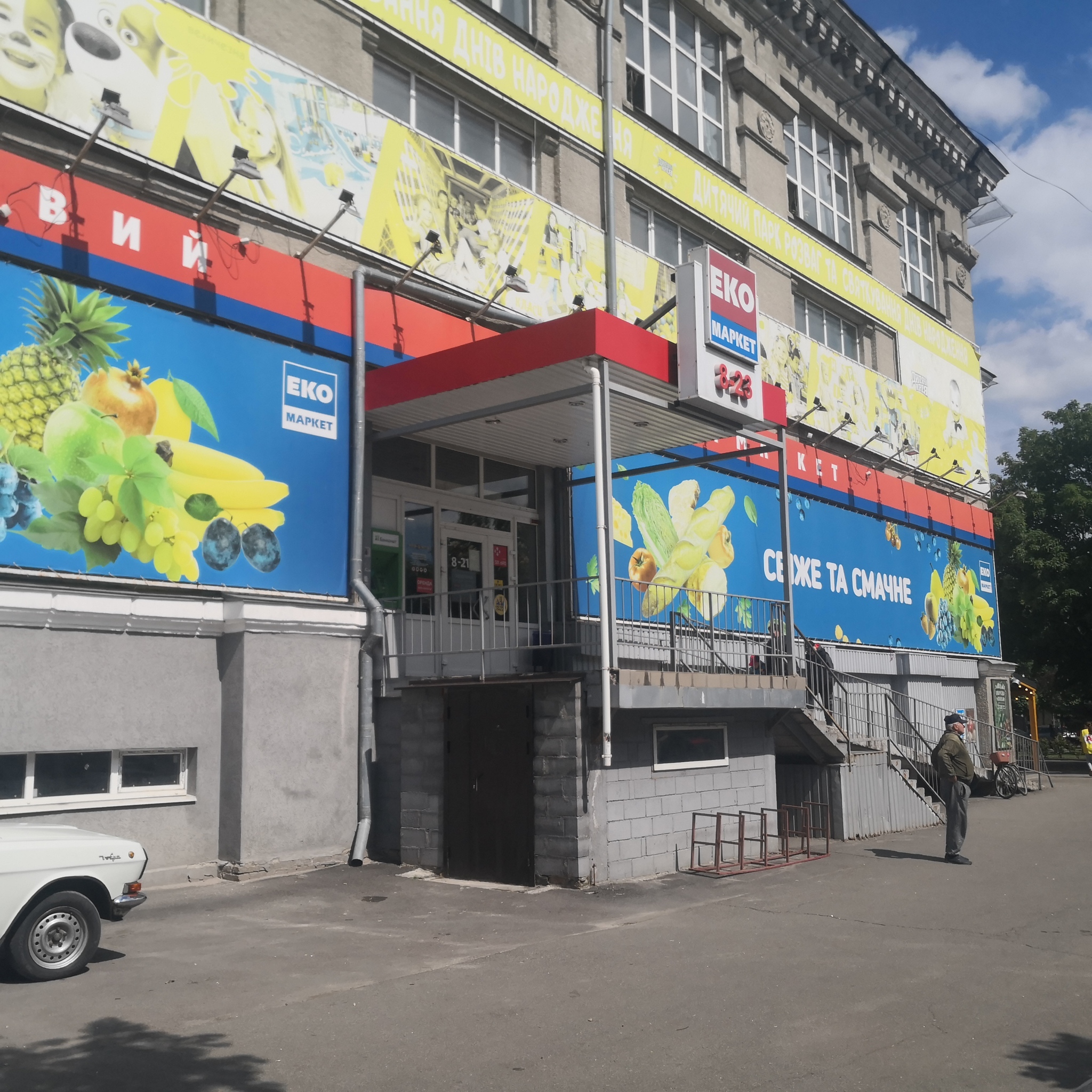 Аренда торгового помещения 7 м², Богдана  Хмельницкого ул., 32