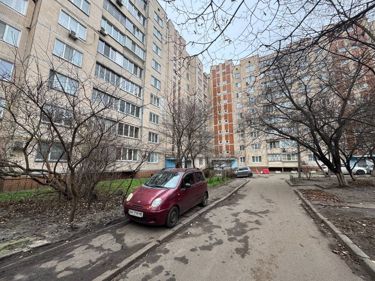 Оренда 3-кімнатної квартири 72 м², Семенівська вул., 11