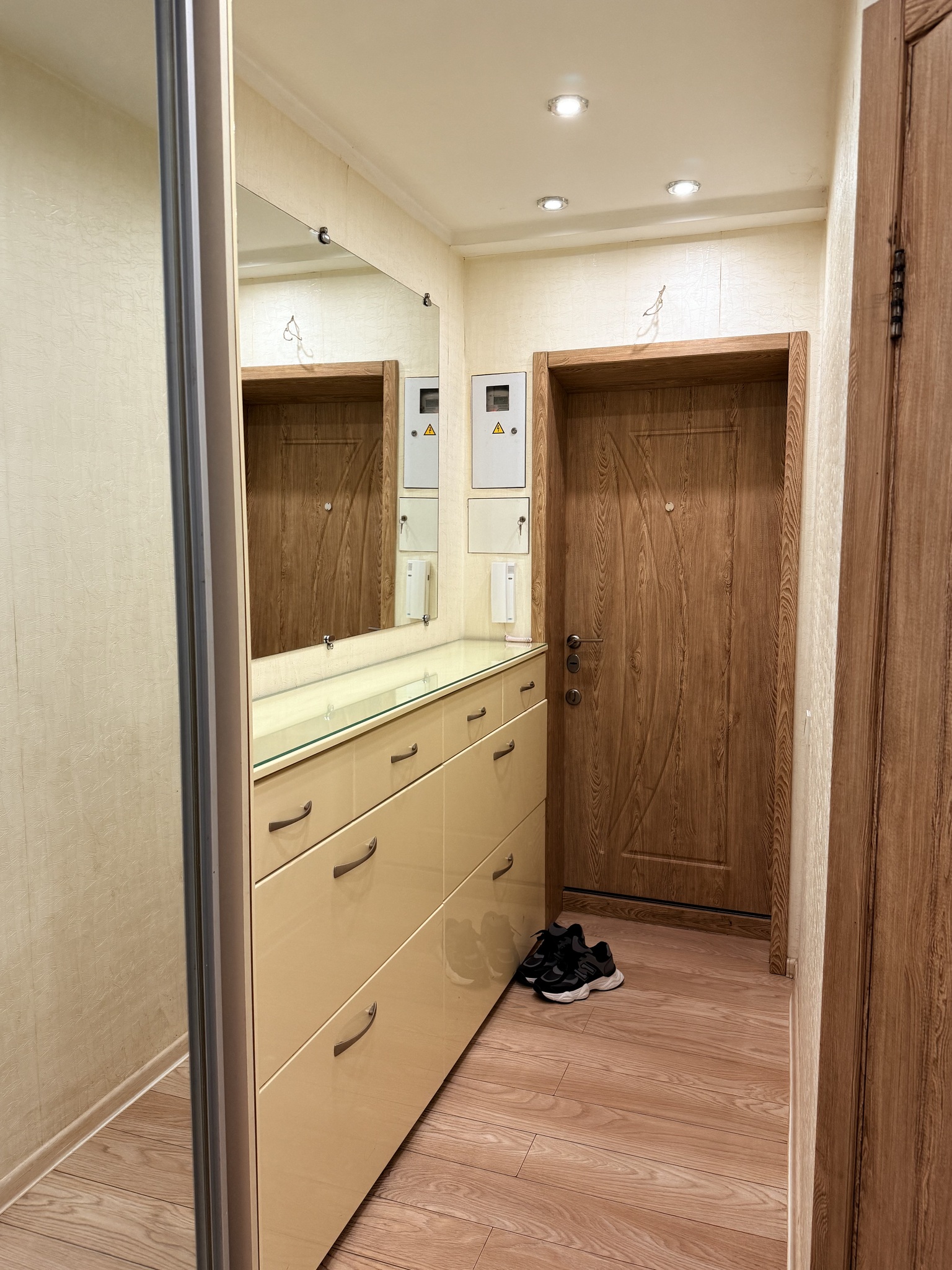 Аренда 3-комнатной квартиры 56 м², Счастливая ул., 3