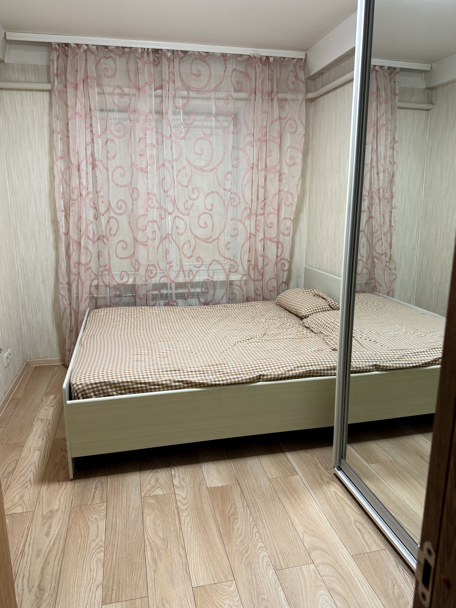 Аренда 3-комнатной квартиры 56 м², Счастливая ул., 3