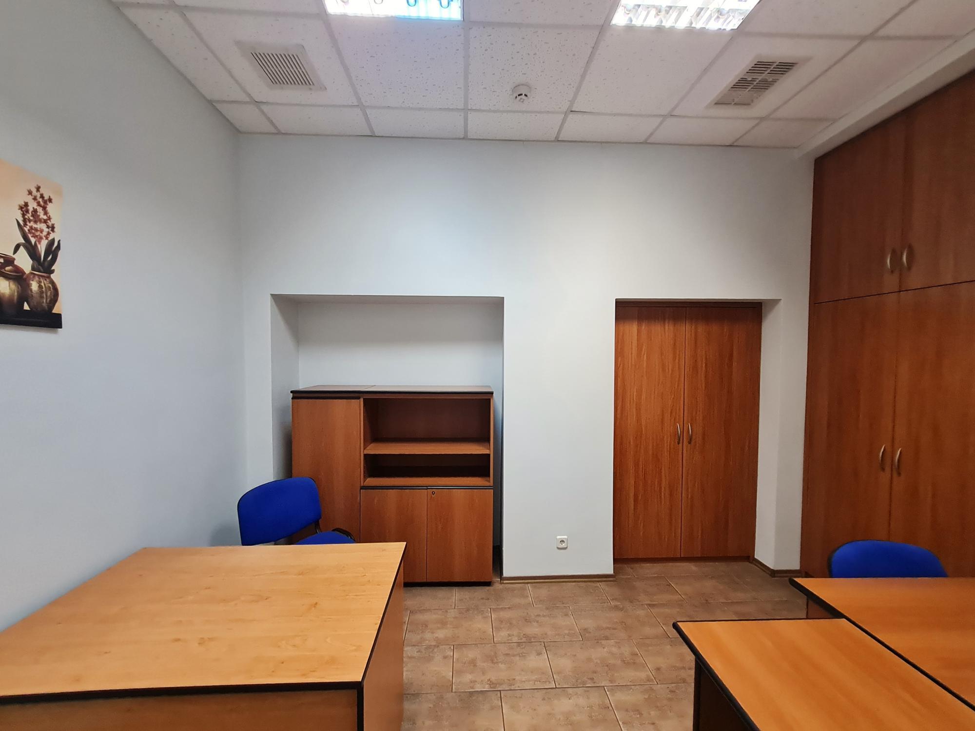 Оренда офісу 65 м², Межигірська вул., 22