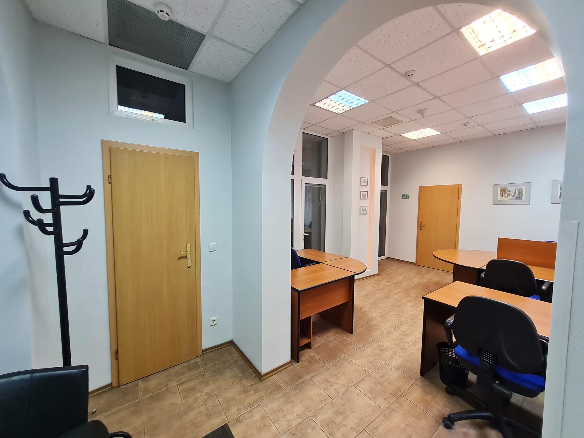 Оренда офісу 65 м², Межигірська вул., 22