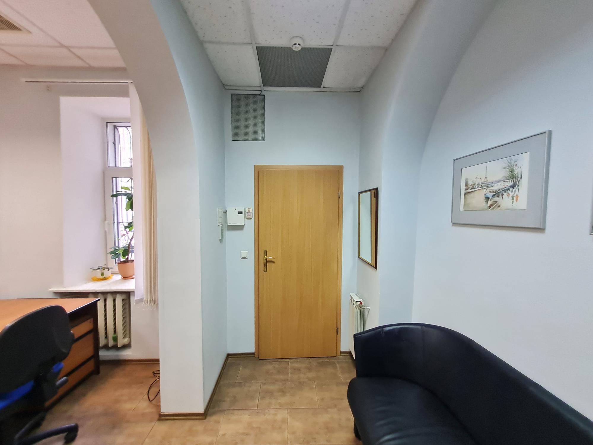 Оренда офісу 65 м², Межигірська вул., 22