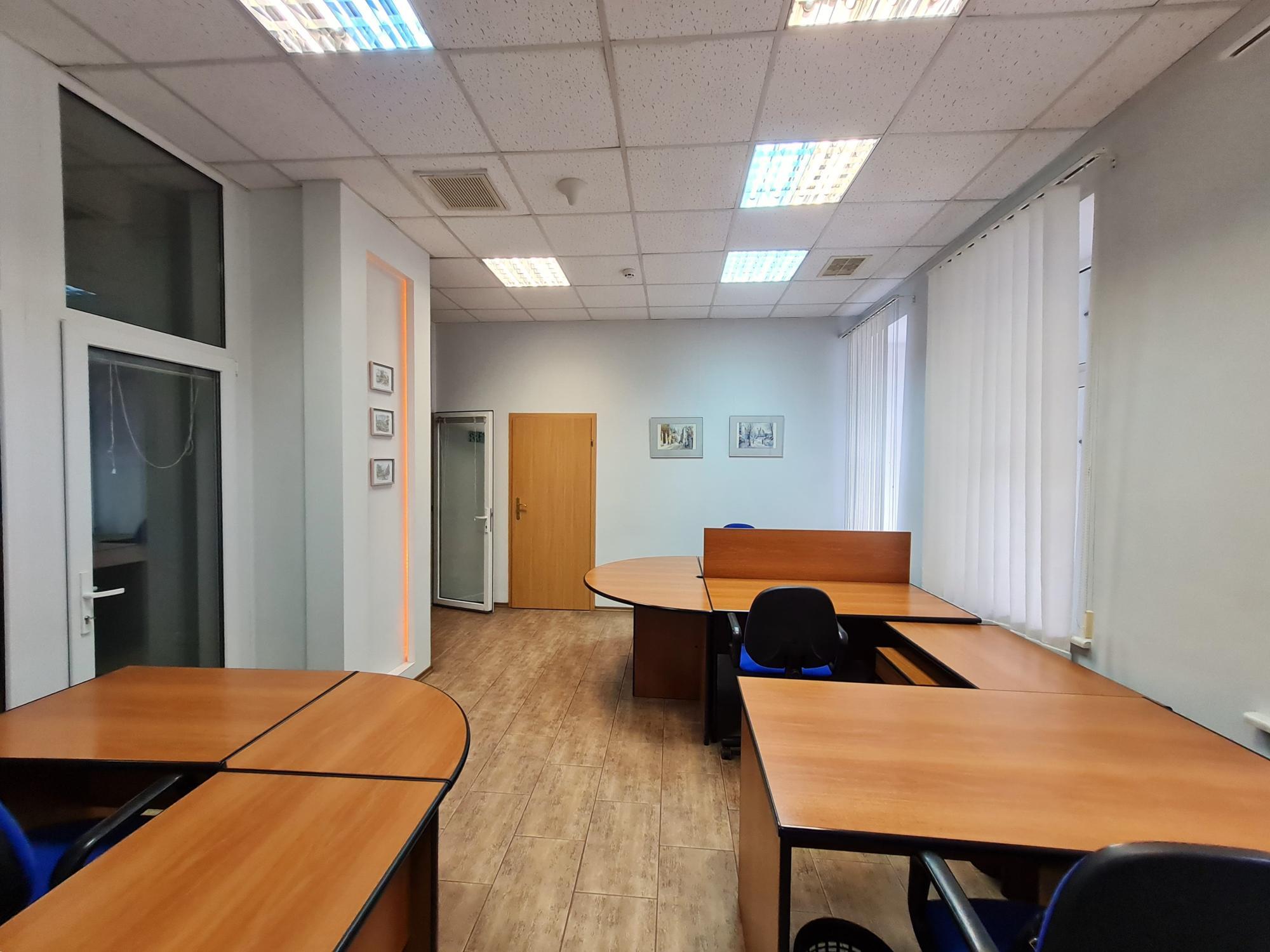 Оренда офісу 65 м², Межигірська вул., 22