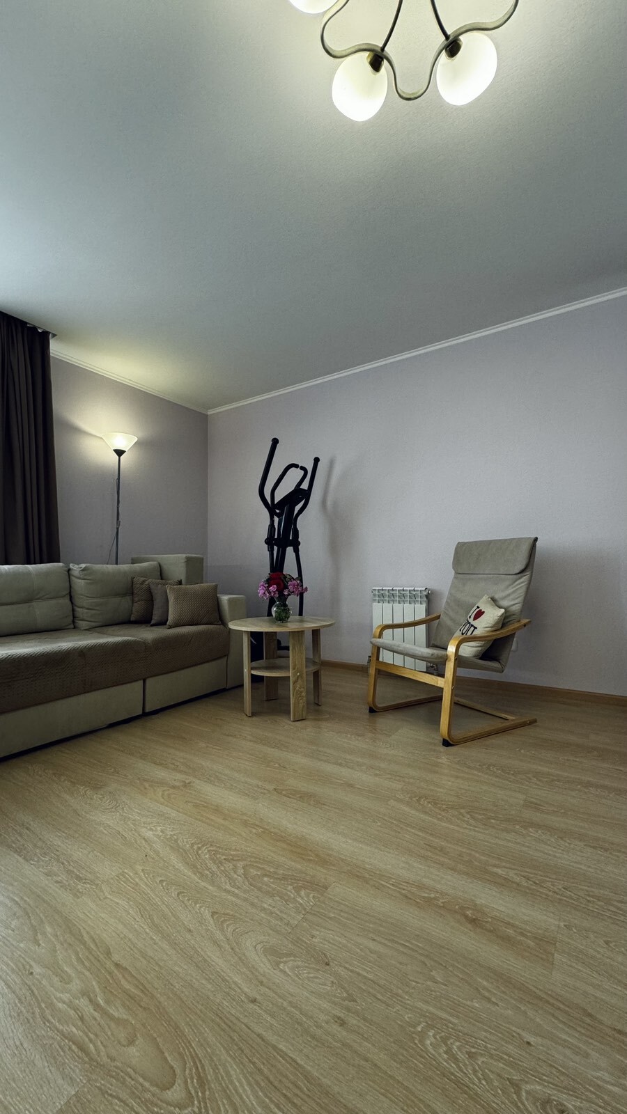 Продажа 3-комнатной квартиры 100 м², Бориса Кротова ул.