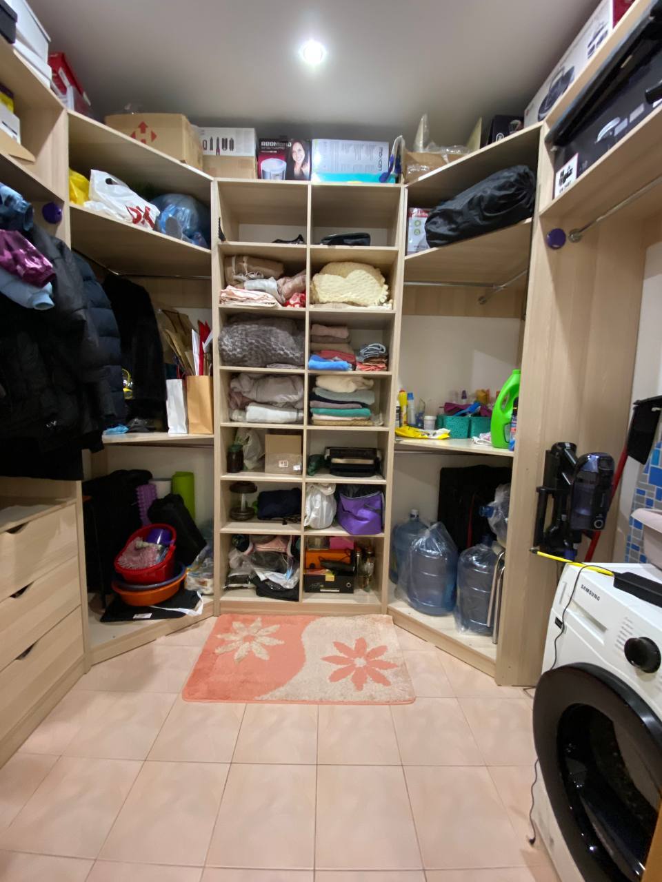 Продажа 3-комнатной квартиры 135 м², Александра Поля просп.