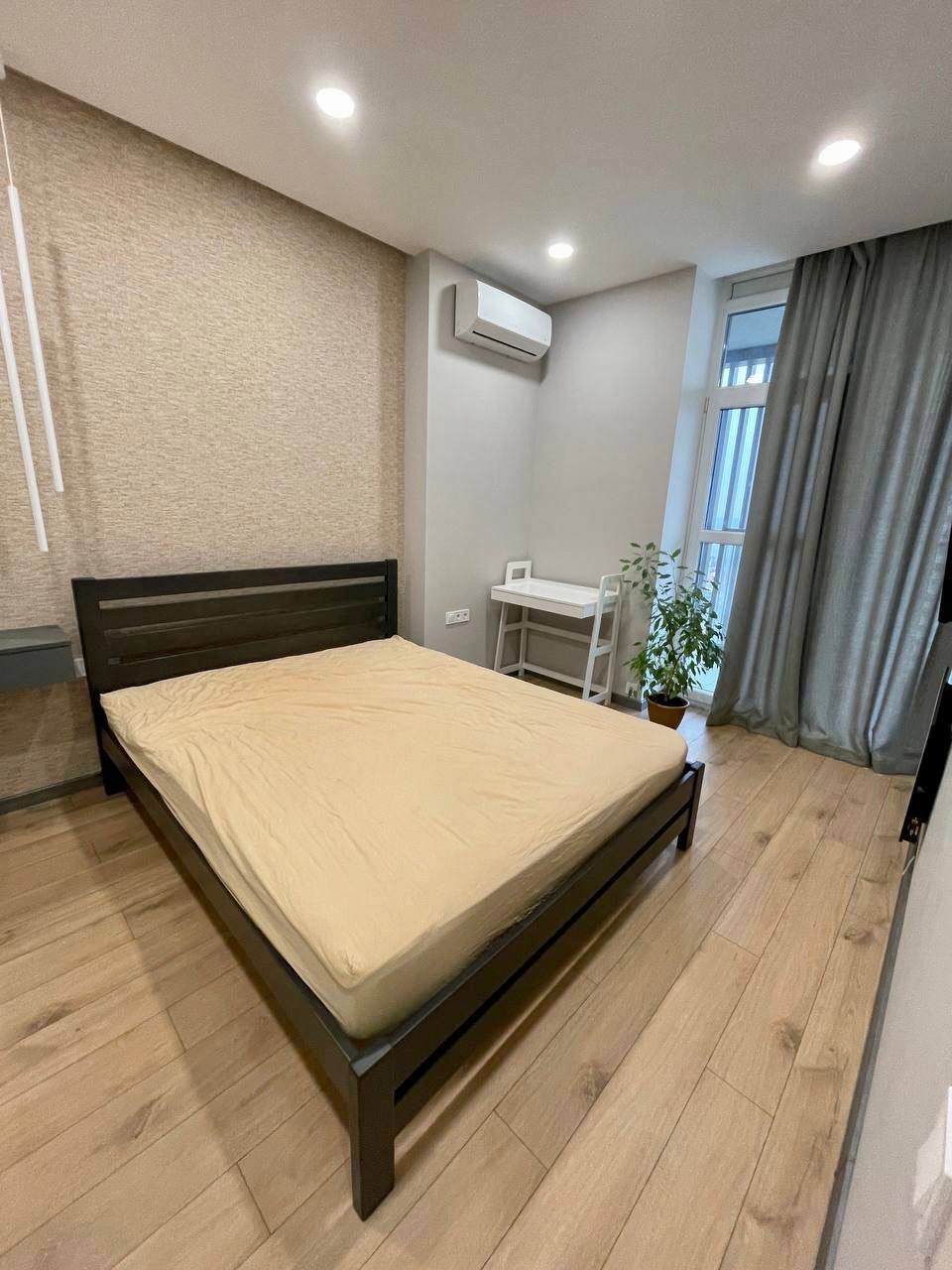 Аренда 2-комнатной квартиры 66 м², Владимира Вернадского ул.