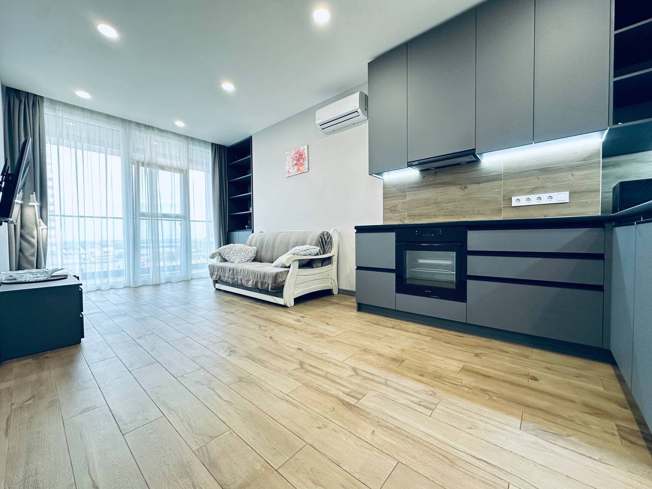 Аренда 2-комнатной квартиры 66 м², Владимира Вернадского ул.