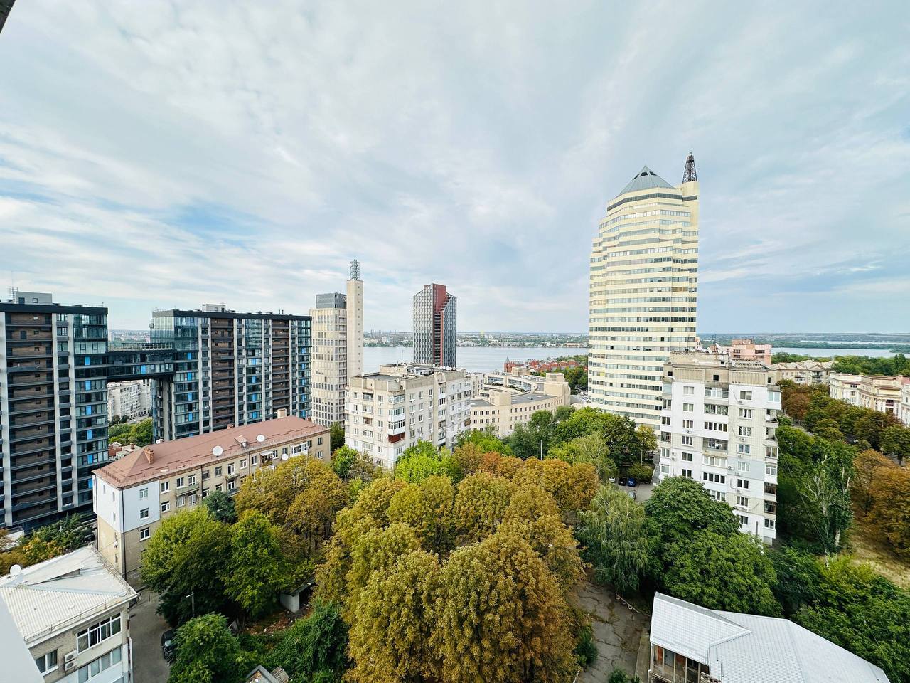 Аренда 2-комнатной квартиры 66 м², Владимира Вернадского ул.