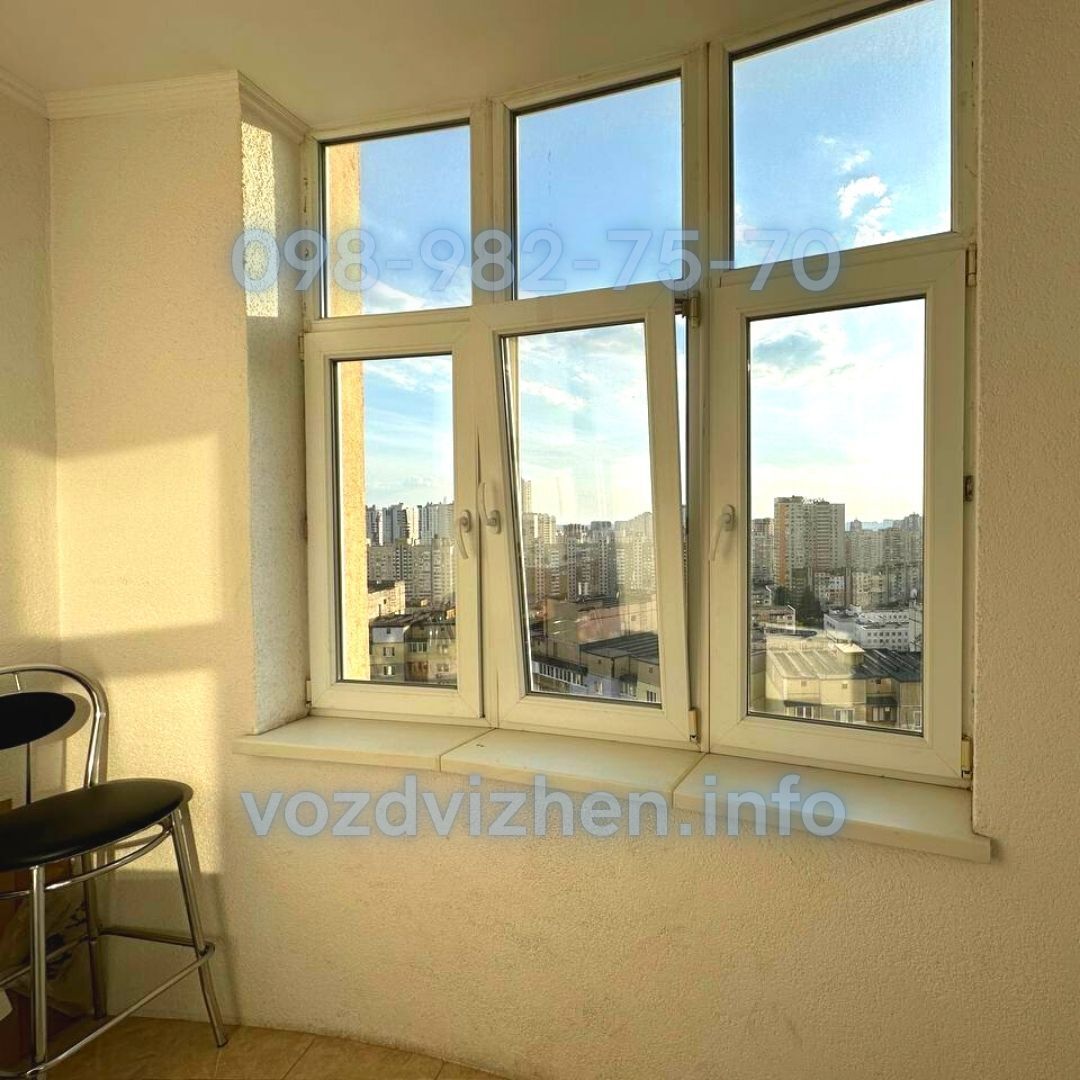 Продаж 1-кімнатної квартири 44 м², Драгоманова вул., 40З