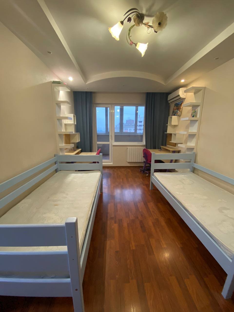 Оренда 2-кімнатної квартири 58 м², Академіка Заболотного вул., 2