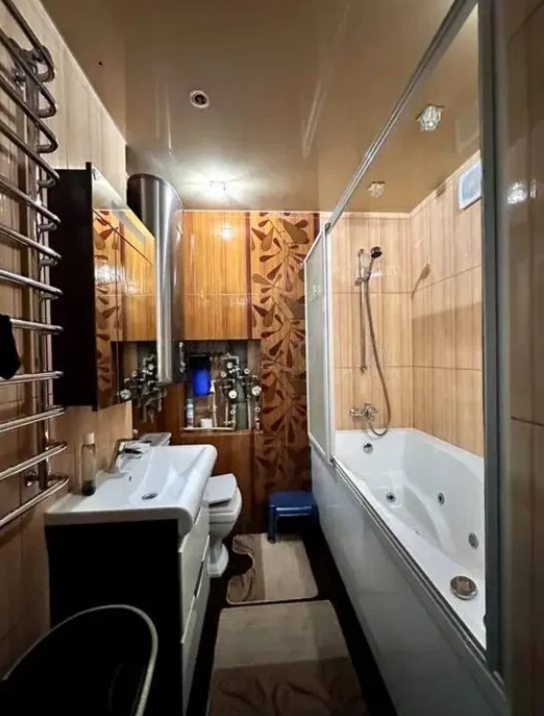 Продажа 3-комнатной квартиры 92 м², Парковая ул.