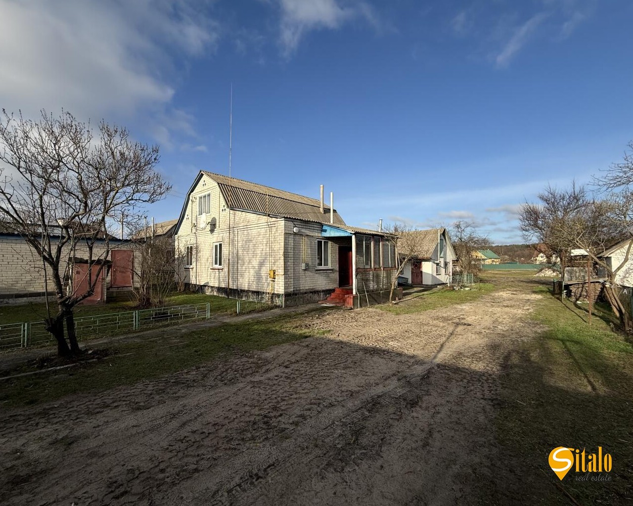 Продаж будинку 90 м²