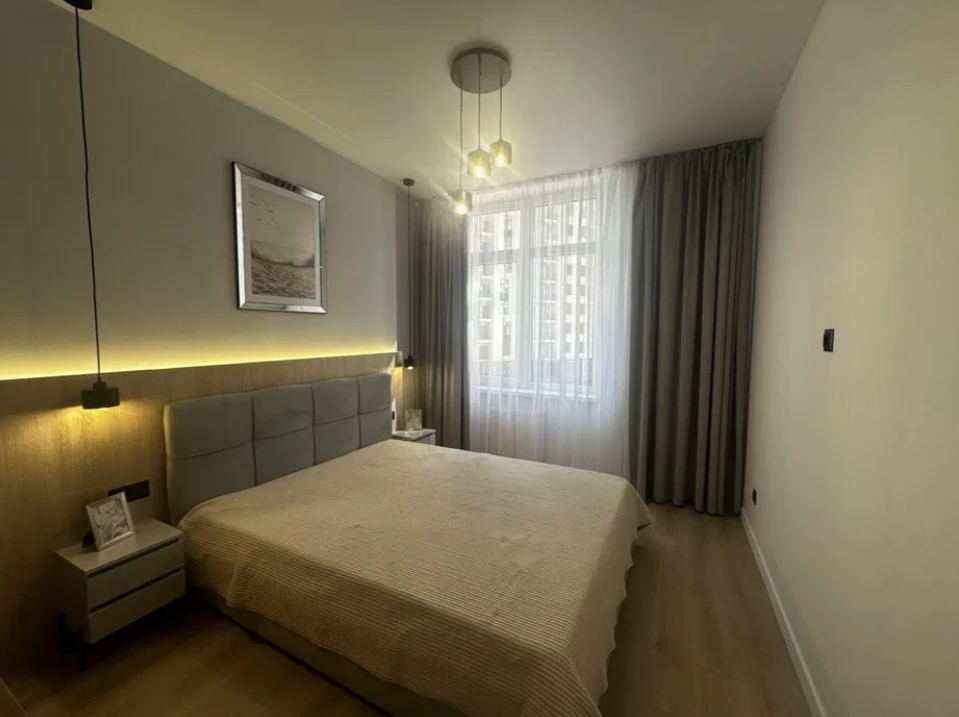 Продажа 1-комнатной квартиры 43 м², Краснова ул.