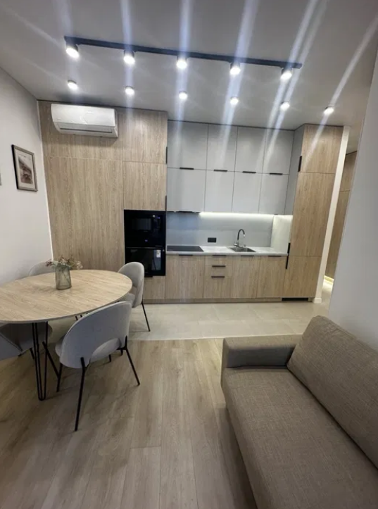 Продажа 1-комнатной квартиры 43 м², Краснова ул.