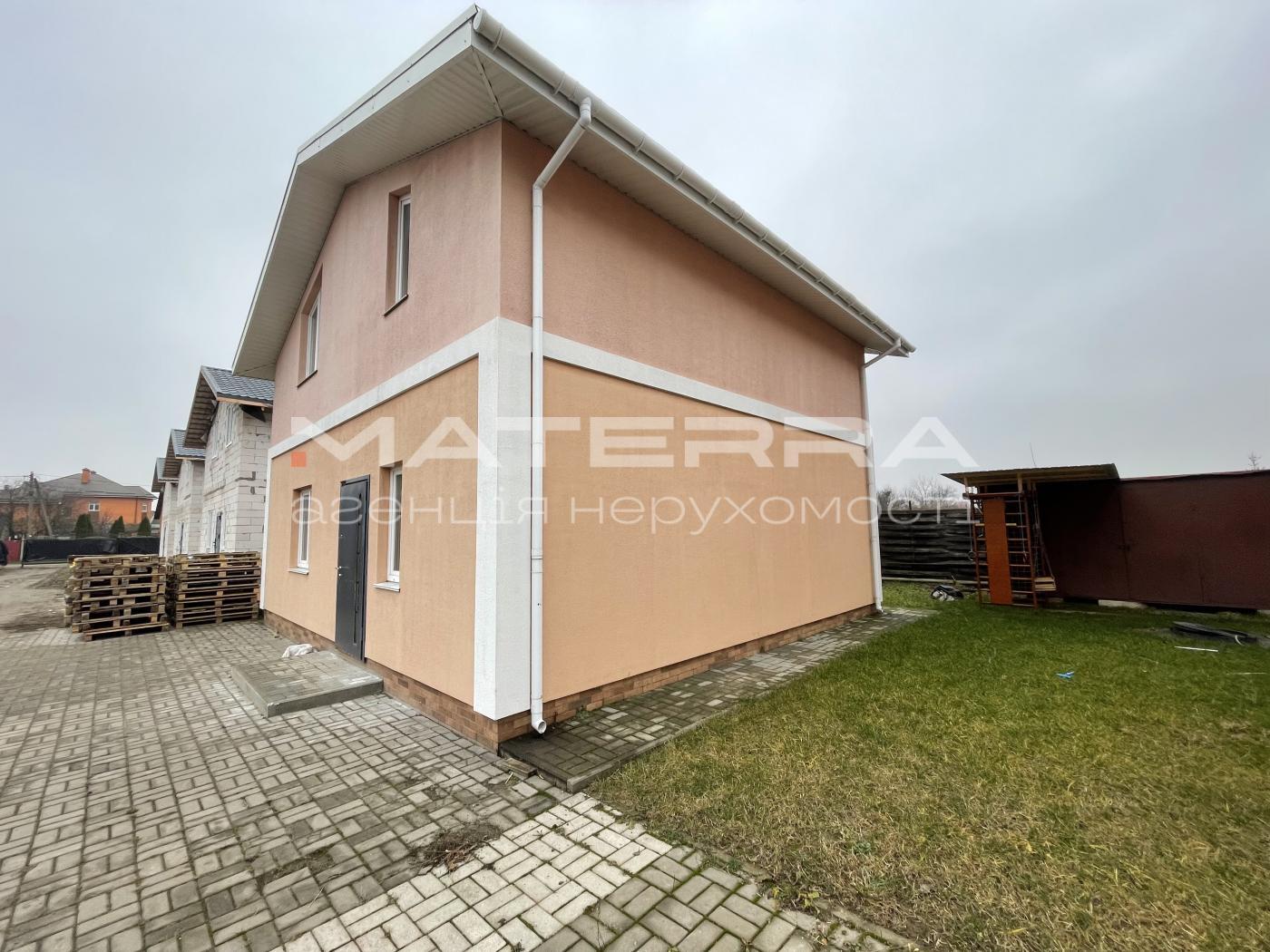 Продаж будинку 100 м²