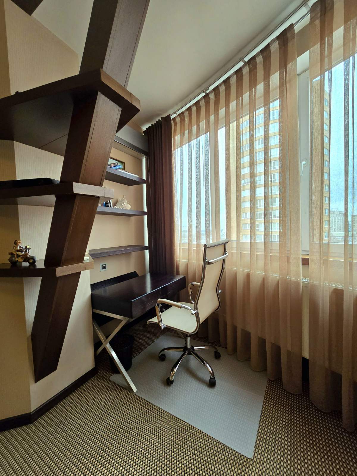 Аренда 2-комнатной квартиры 77 м², Павла Ниринберга ул., 10А