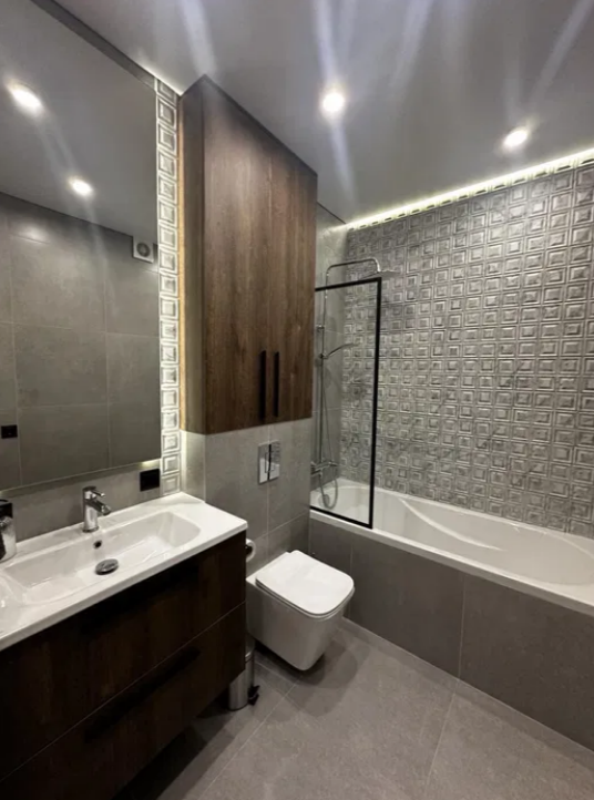 Продажа 1-комнатной квартиры 43 м², Краснова ул.