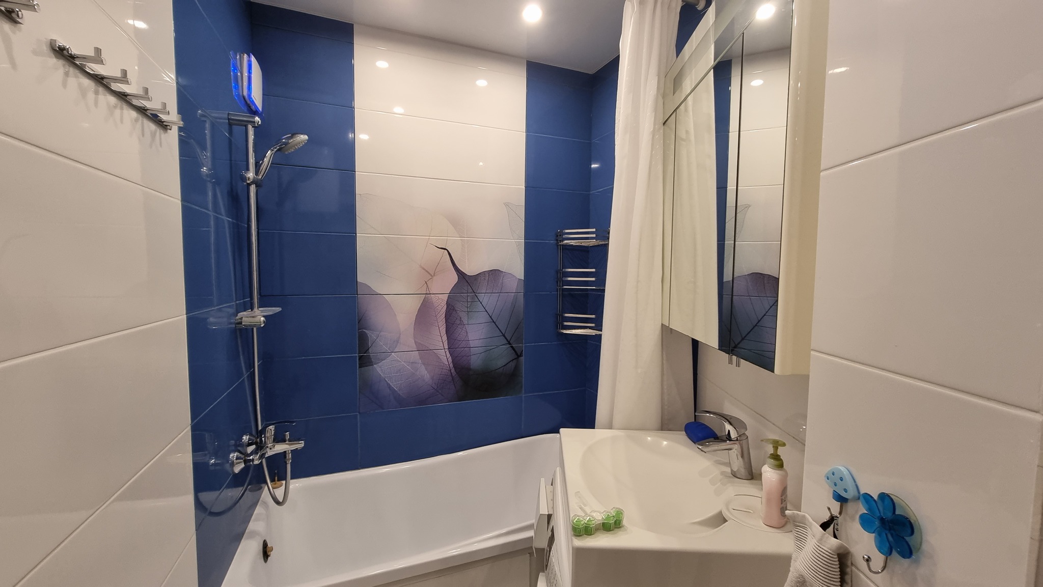 Продажа 3-комнатной квартиры 65 м², Кловский спуск, 12А