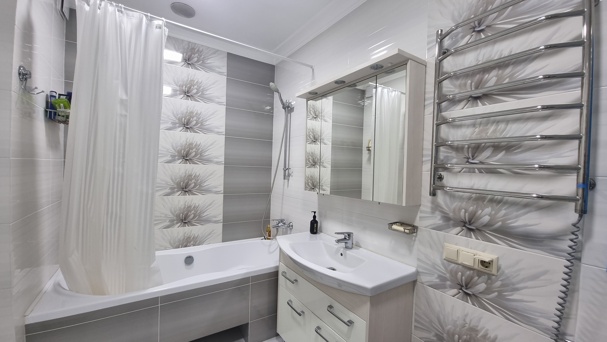 Оренда 2-кімнатної квартири 80 м², Коломийський пров., 17/31А