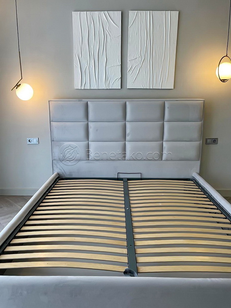 Продажа 4-комнатной квартиры 225 м², Георгия Липского, 34А