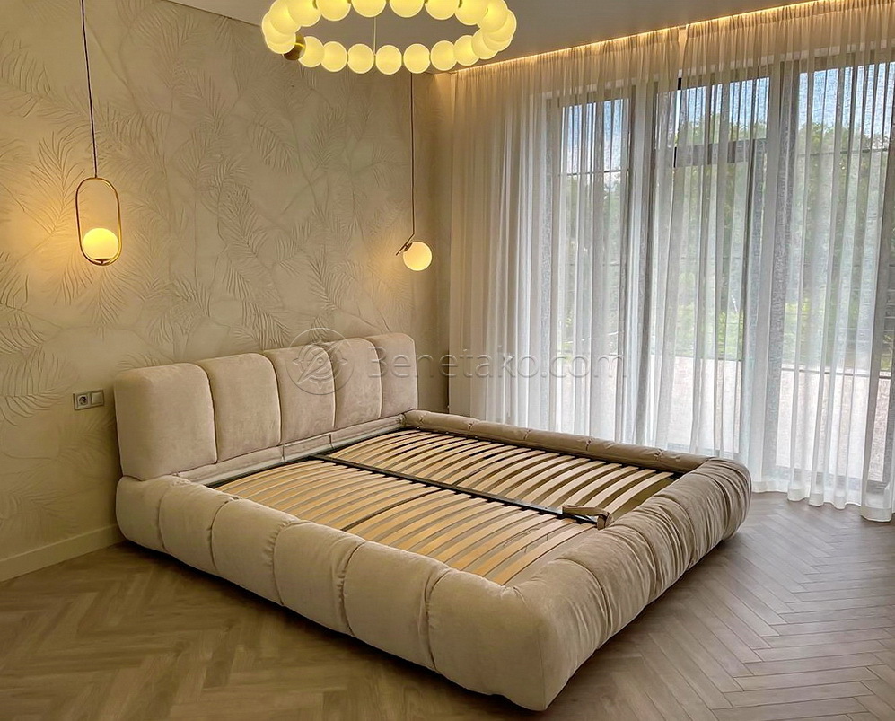 Продажа 4-комнатной квартиры 225 м², Георгия Липского, 34А