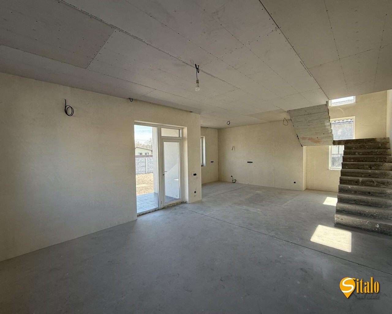 Продаж будинку 170 м²