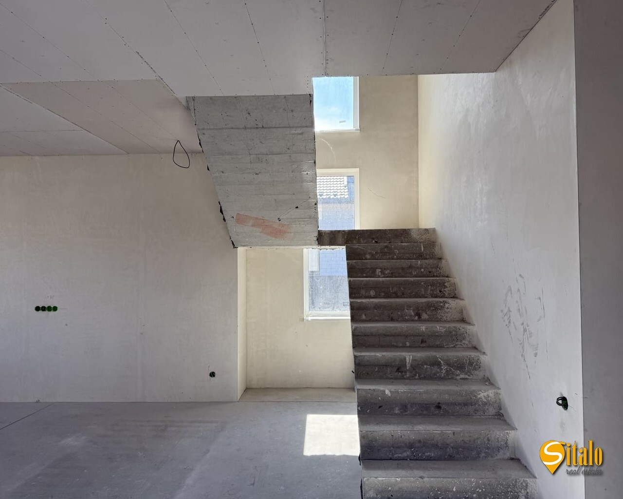 Продаж будинку 170 м²