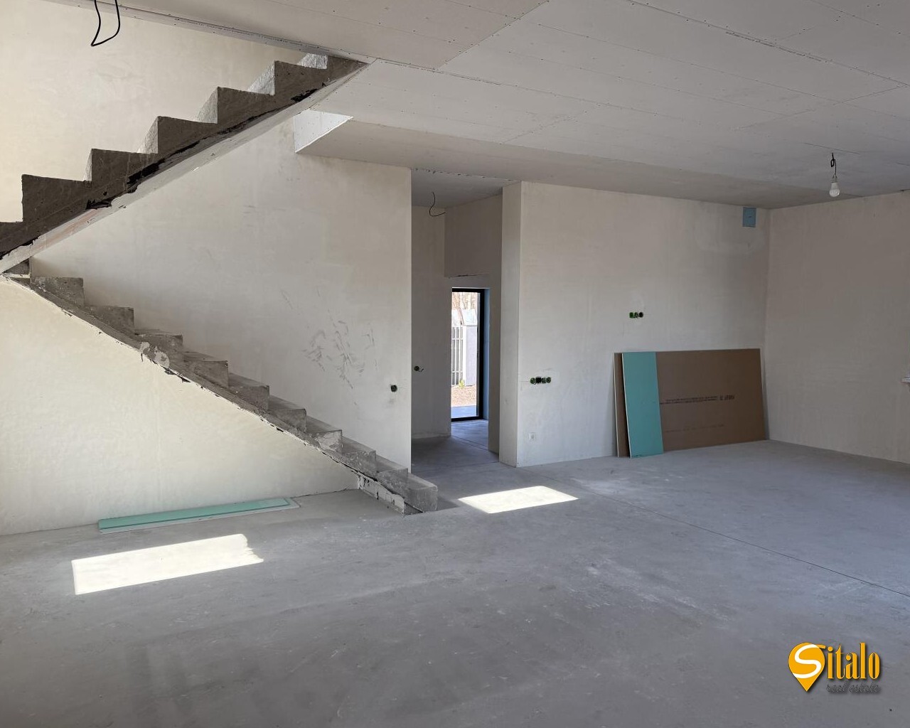 Продаж будинку 170 м²