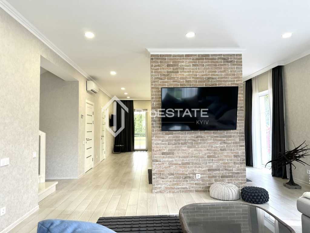 Продаж котеджу 192 м², Миру вул., 5