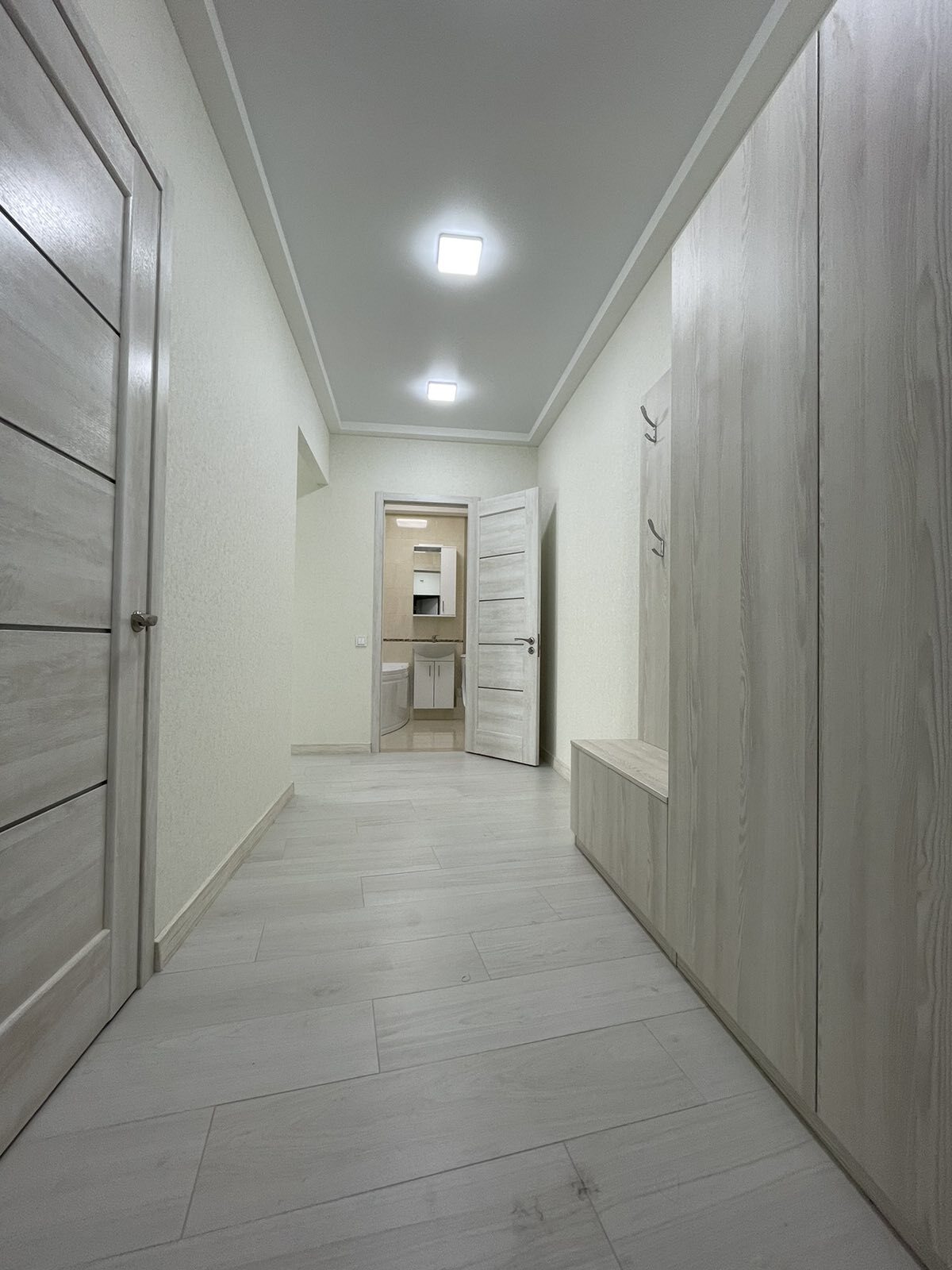 Аренда 2-комнатной квартиры 53 м², Владимира Антоновича ул., 36А