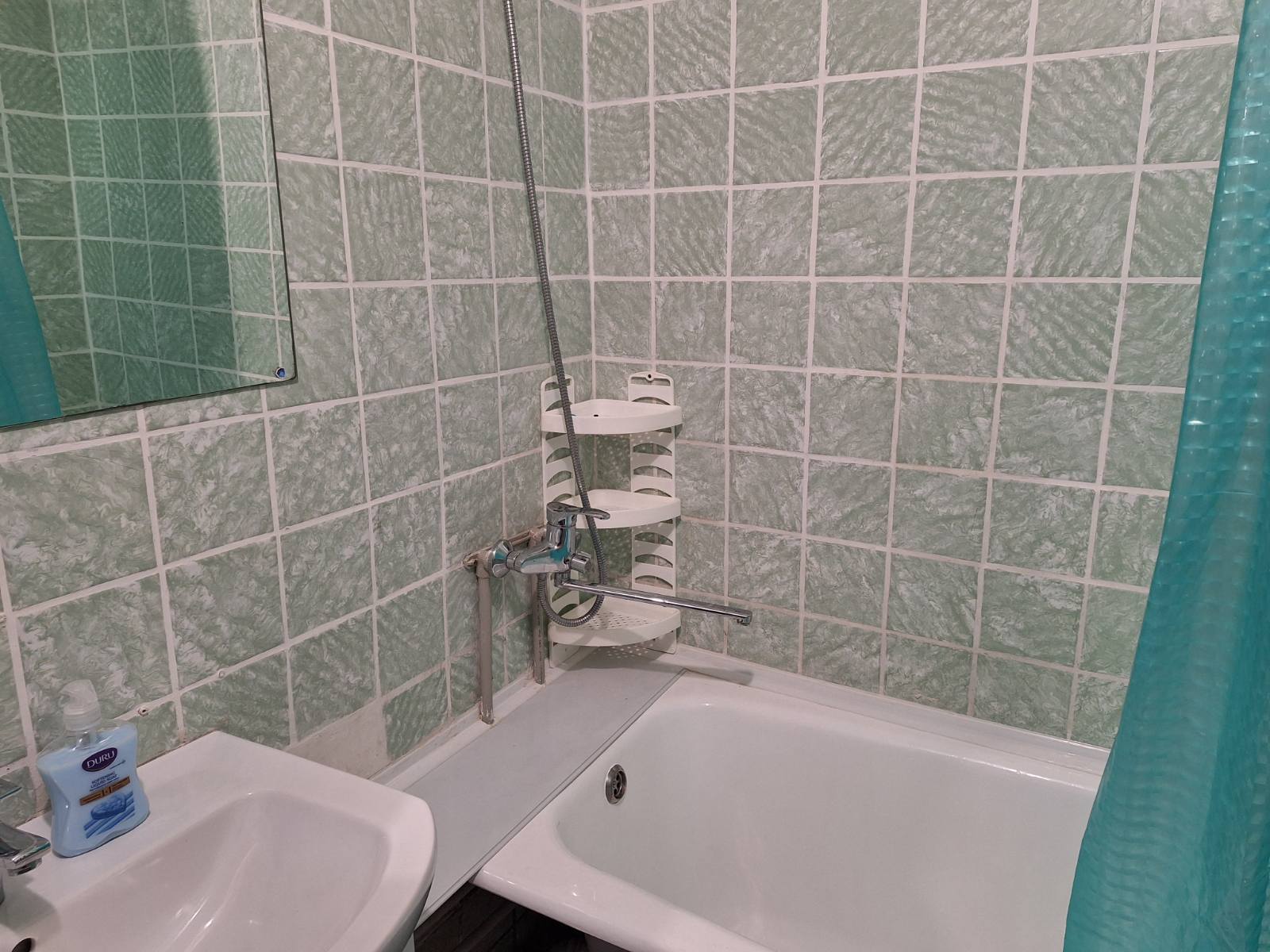 3-комнатная квартира посуточно 69 м², Стеценко ул., 57