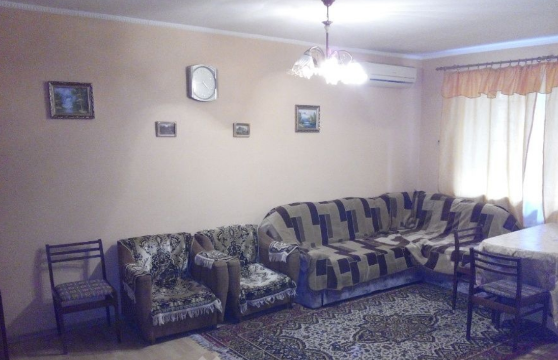 Продаж 2-кімнатної квартири 38 м², Польська вул.