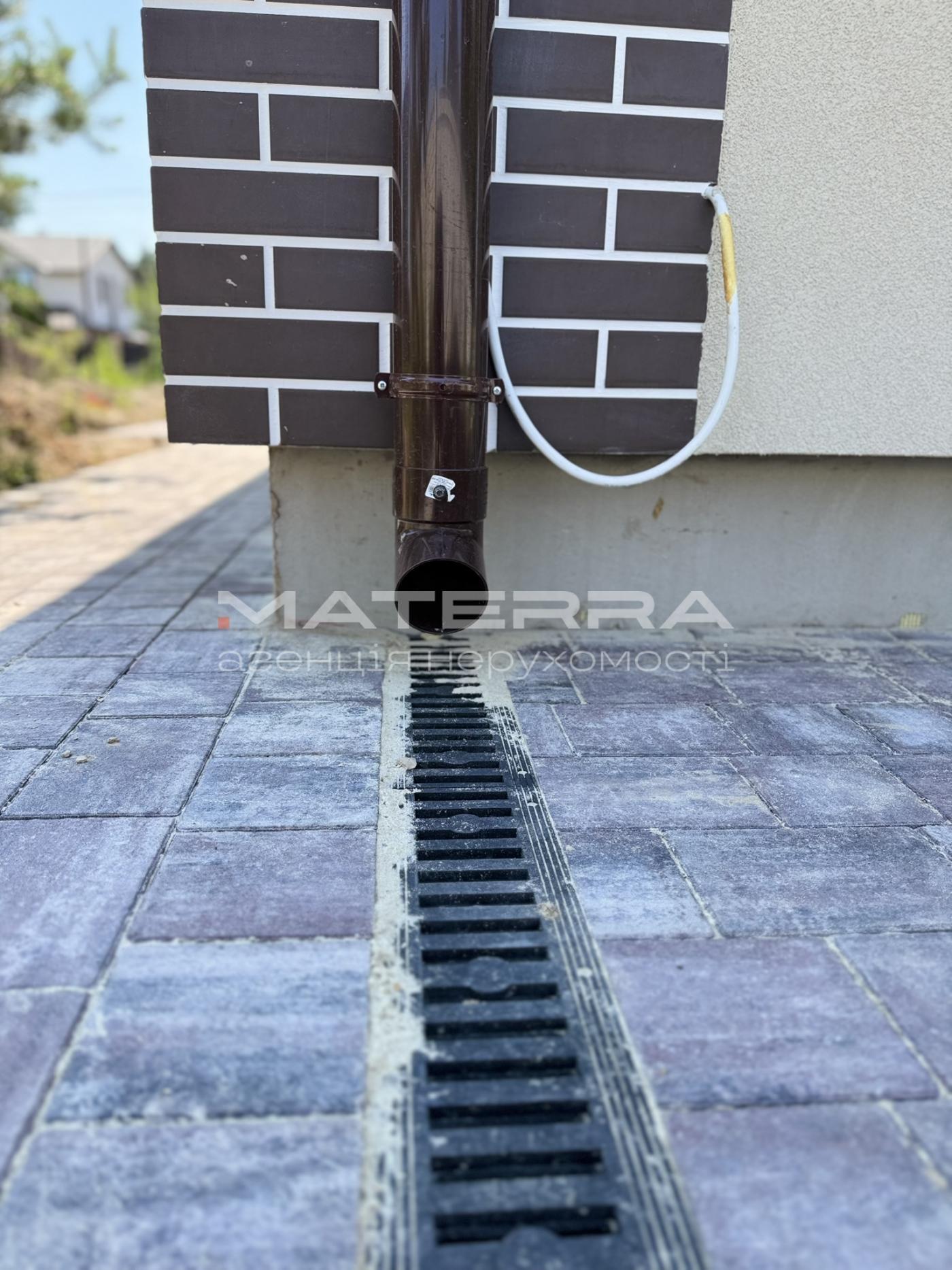 Продаж будинку 100 м²