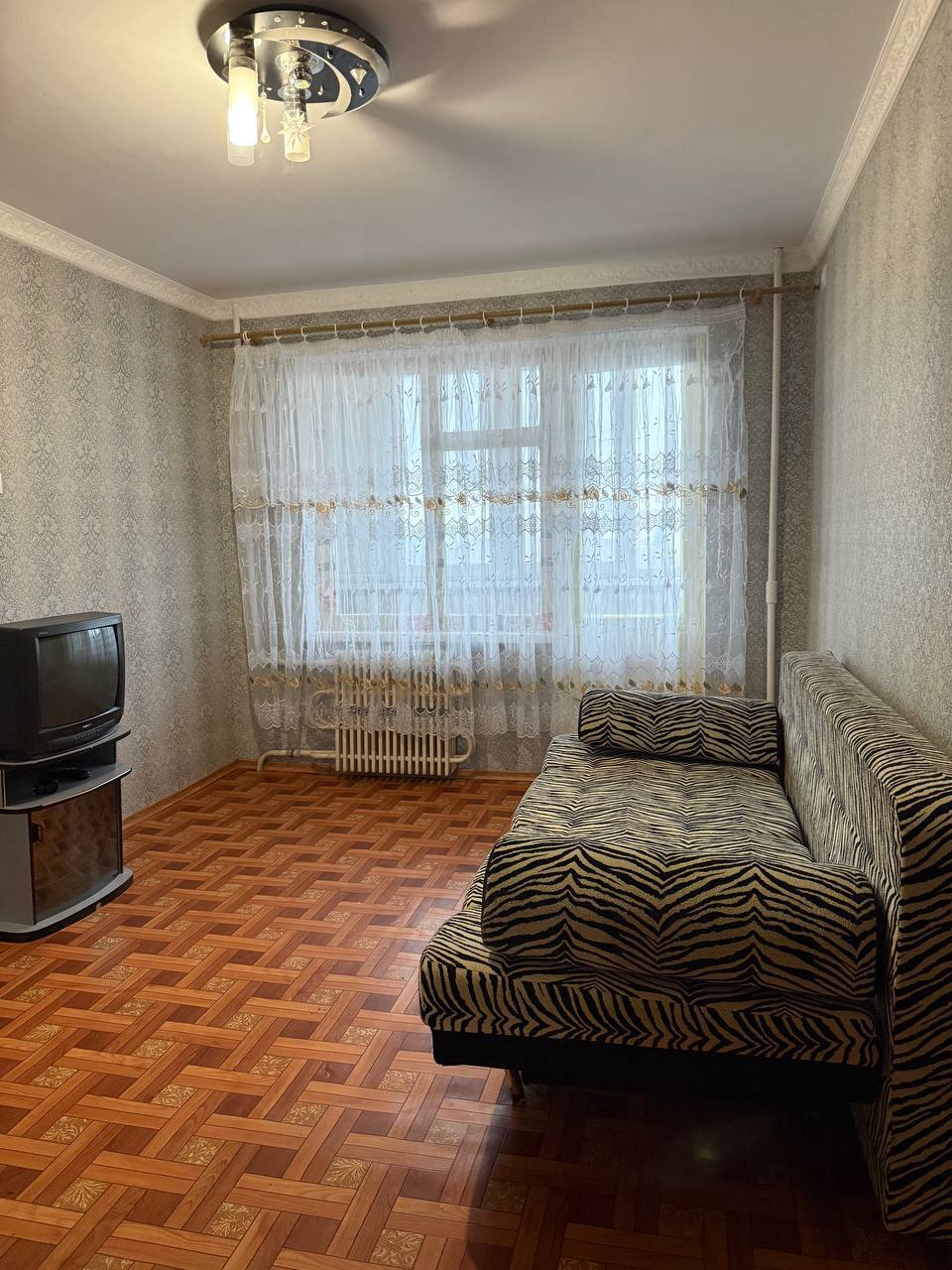 Аренда 1-комнатной квартиры 41 м², Тополь 3 ул., 1