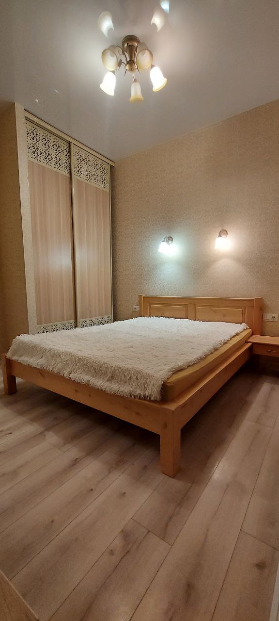 Оренда 2-кімнатної квартири 51 м², Сімферопольська вул.