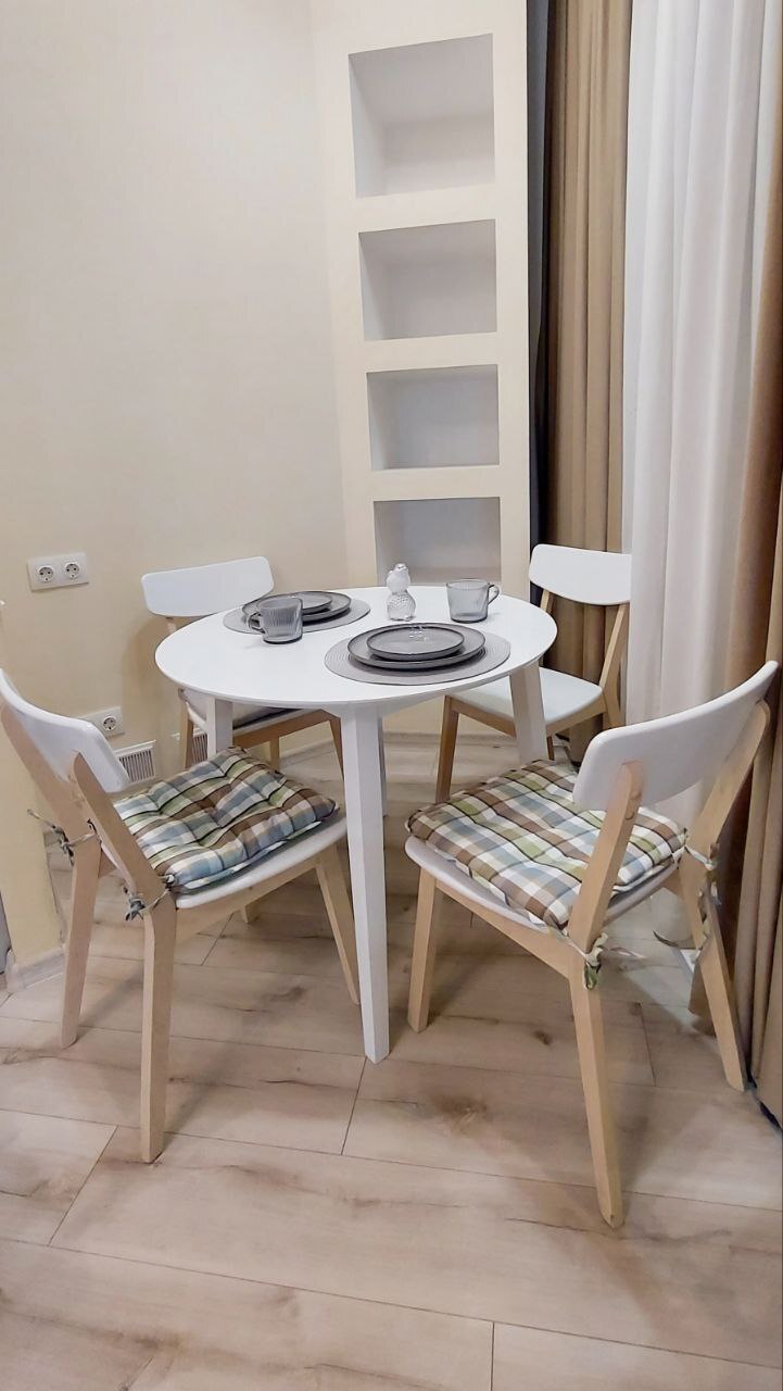 Оренда 2-кімнатної квартири 51 м², Сімферопольська вул.