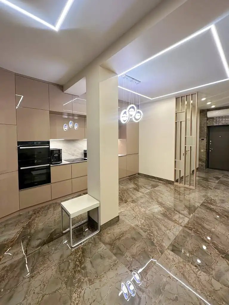 Продажа 2-комнатной квартиры 60 м², Гагарина просп., 112
