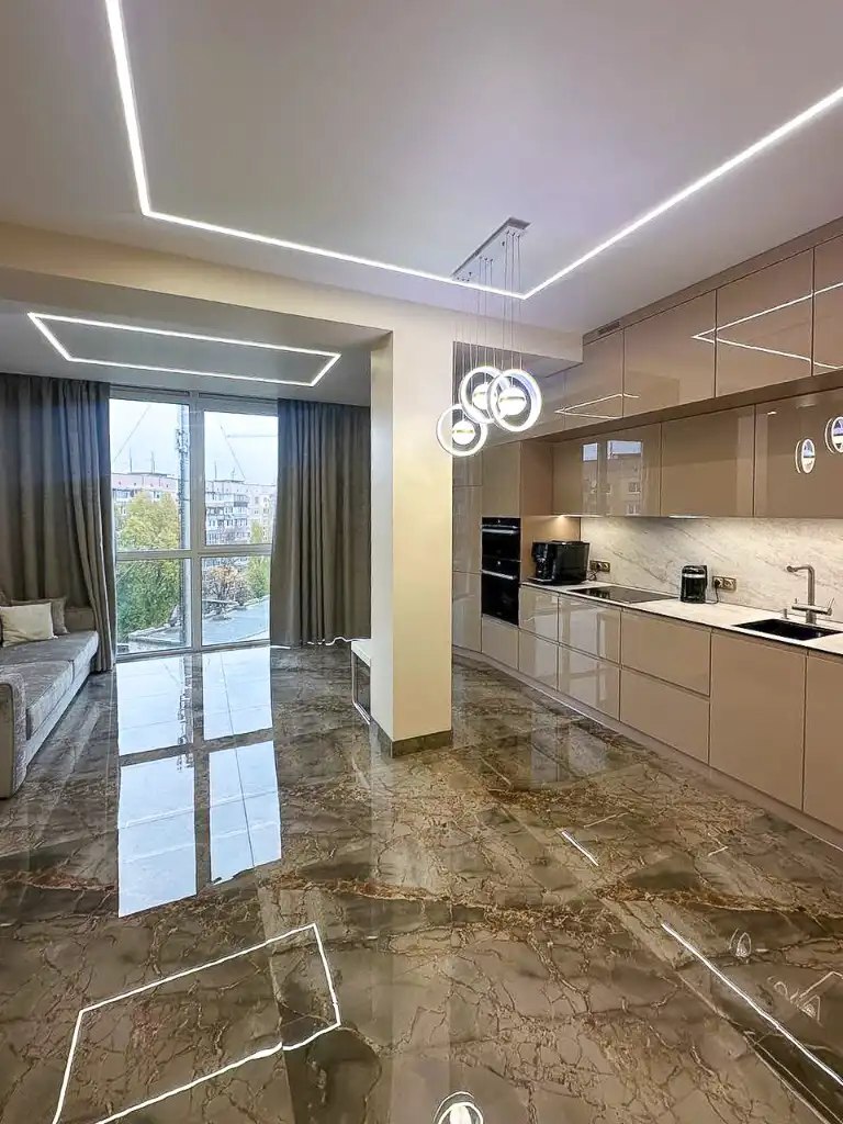 Продажа 2-комнатной квартиры 60 м², Гагарина просп., 112