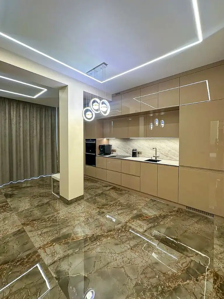 Продажа 2-комнатной квартиры 60 м², Гагарина просп., 112