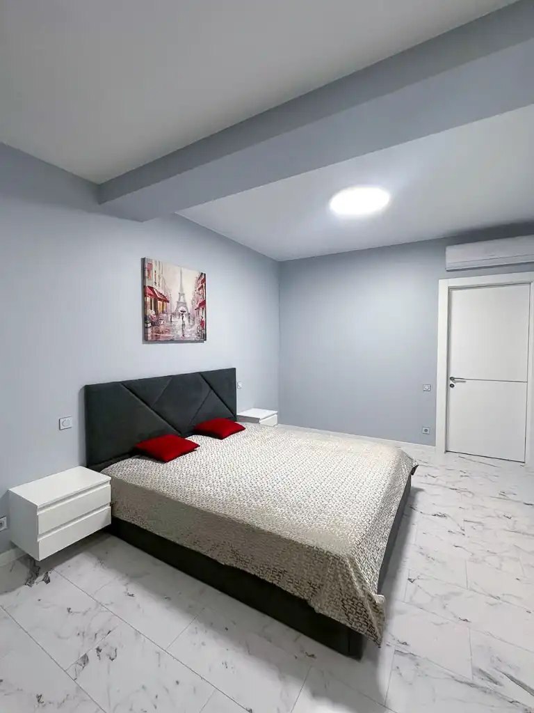 Продажа 2-комнатной квартиры 58 м², Гагарина просп.