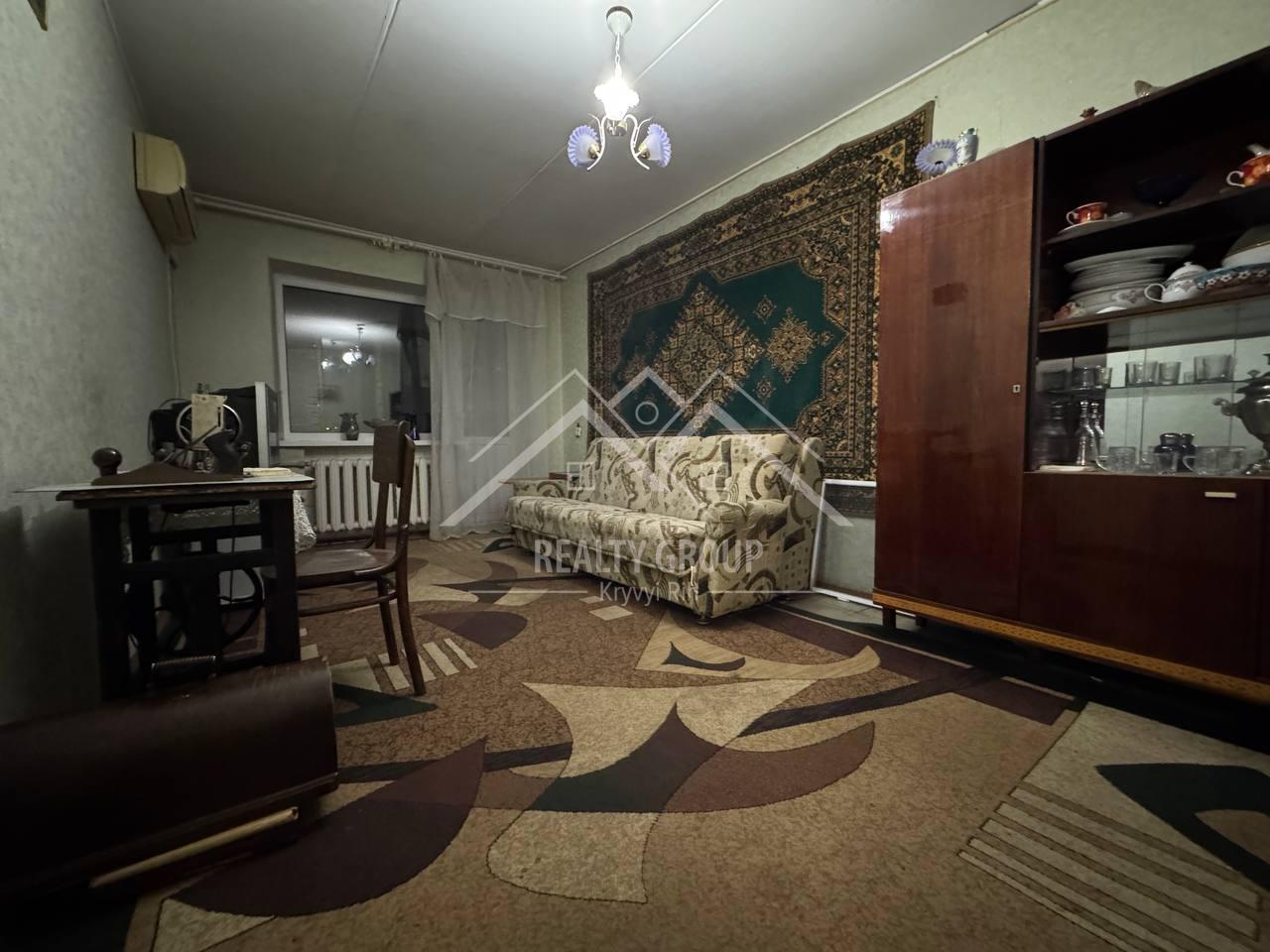 Продажа 2-комнатной квартиры 43.7 м², Украинская ул.