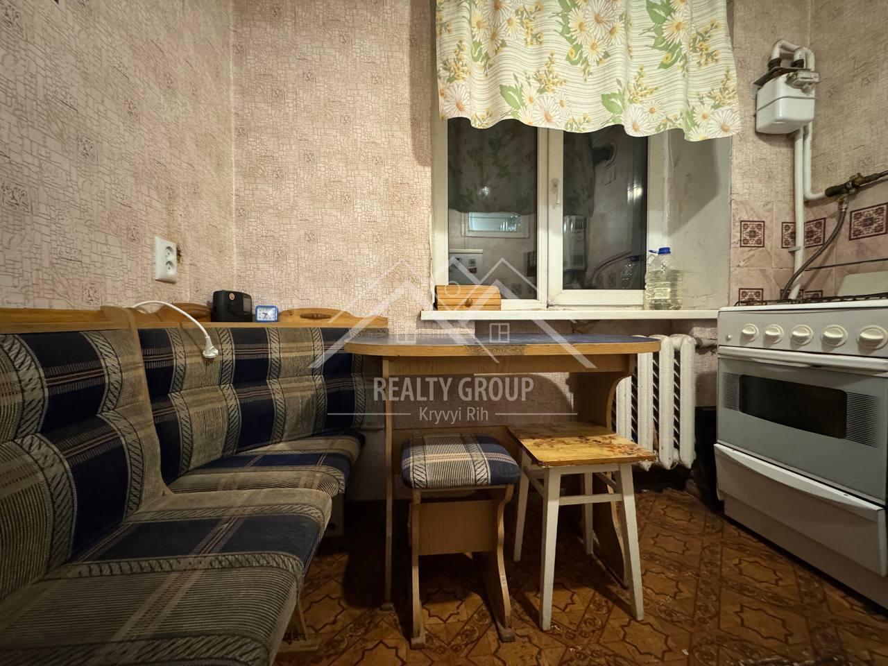 Продажа 2-комнатной квартиры 43.7 м², Украинская ул.