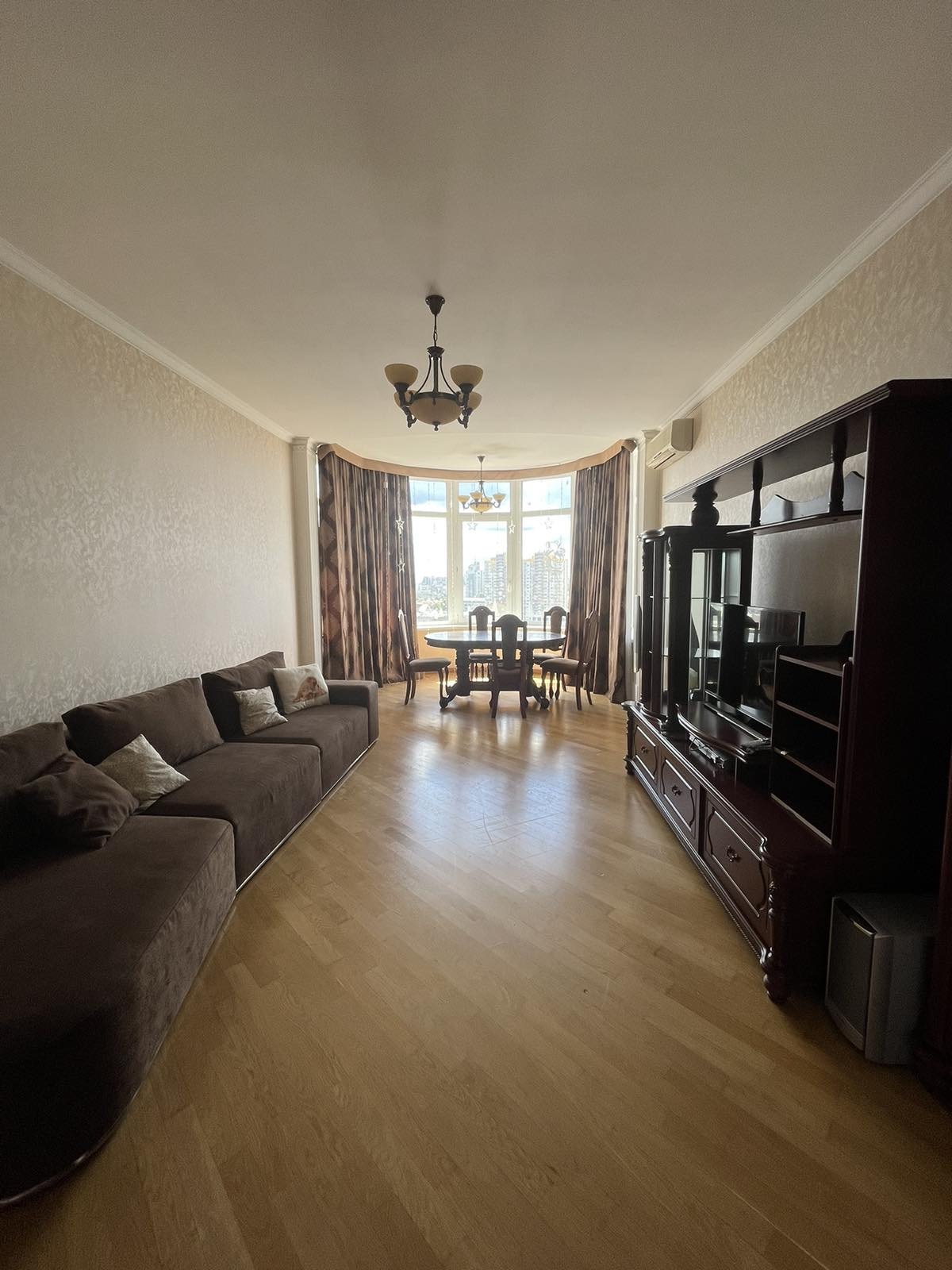 Аренда 3-комнатной квартиры 127 м², Дмитриевская ул., 69