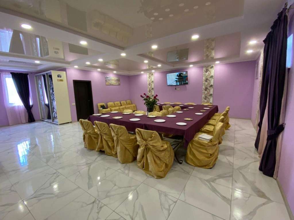 Будинок подобово 200 м², Карла Маркса вул.