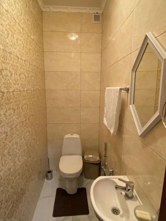 Будинок подобово 200 м², Карла Маркса вул.